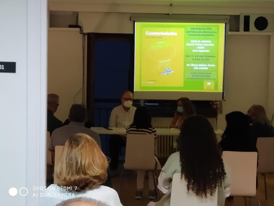 Presentación de Contrariedades en Ávila. Me acompaña Ana Agustín. 17-9-2020